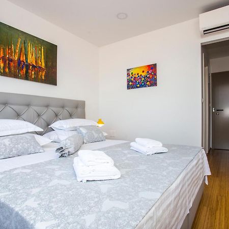 Royal Suites-Sky Split Ruang foto