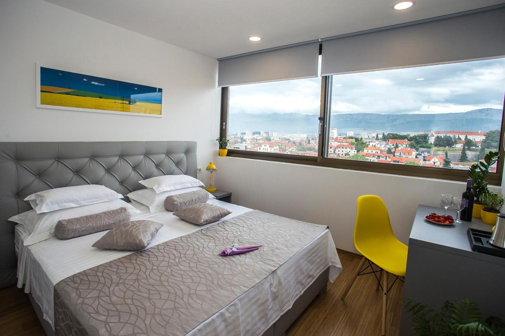 Royal Suites-Sky Split Ruang foto